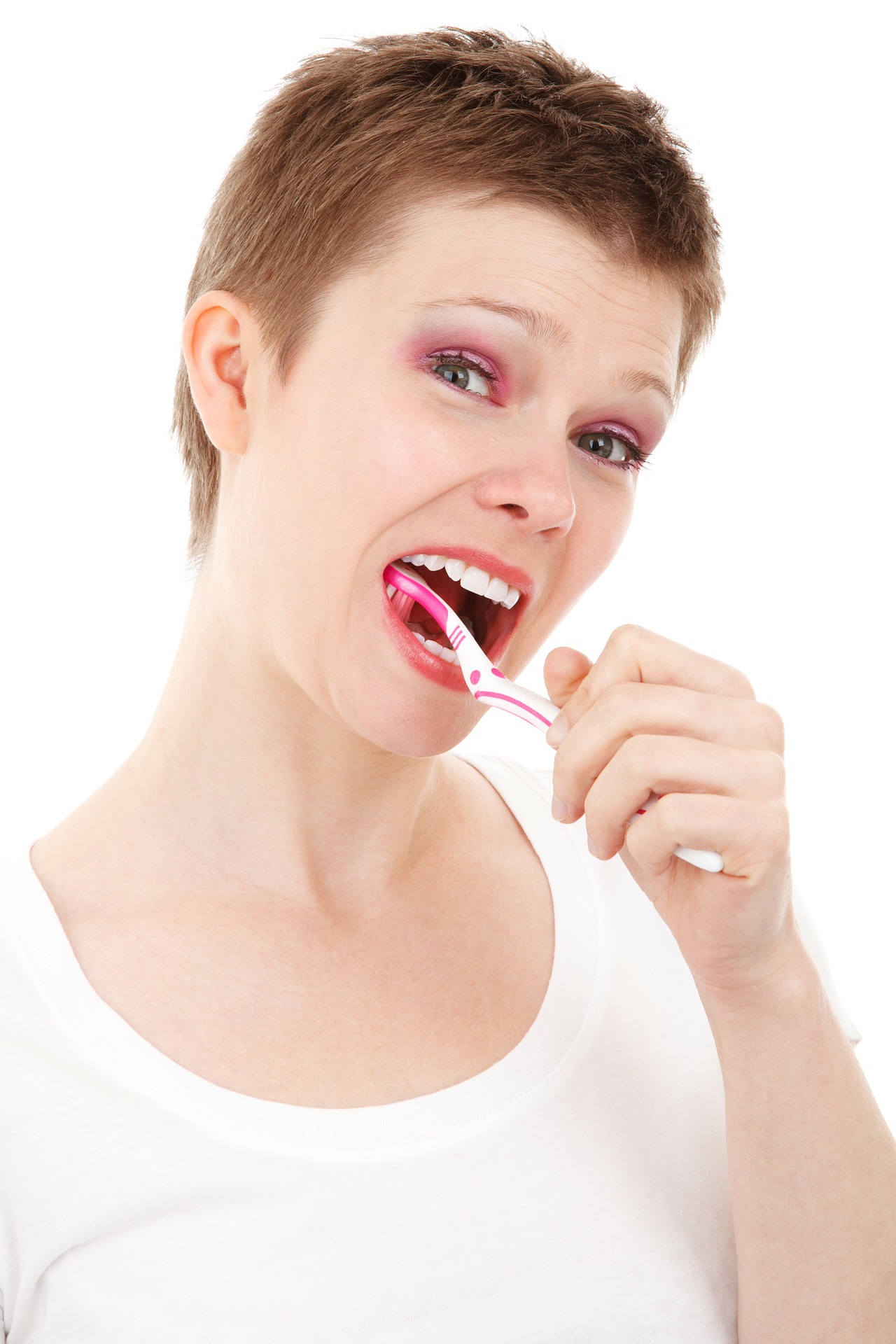 Brushing teeth